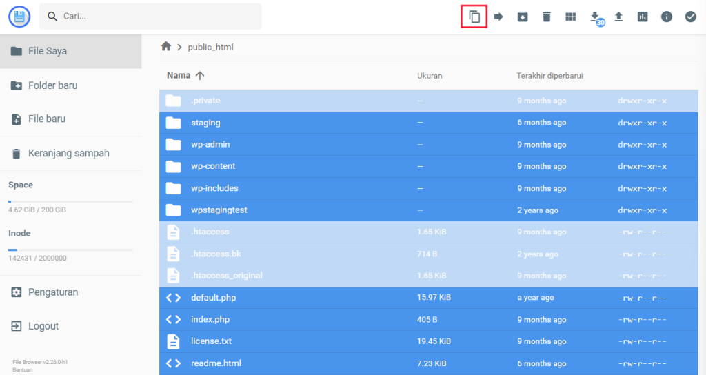 memilih tombol salin di file manager hostinger