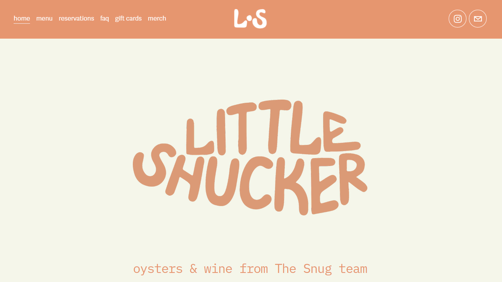 tampilan homepage website little shucker